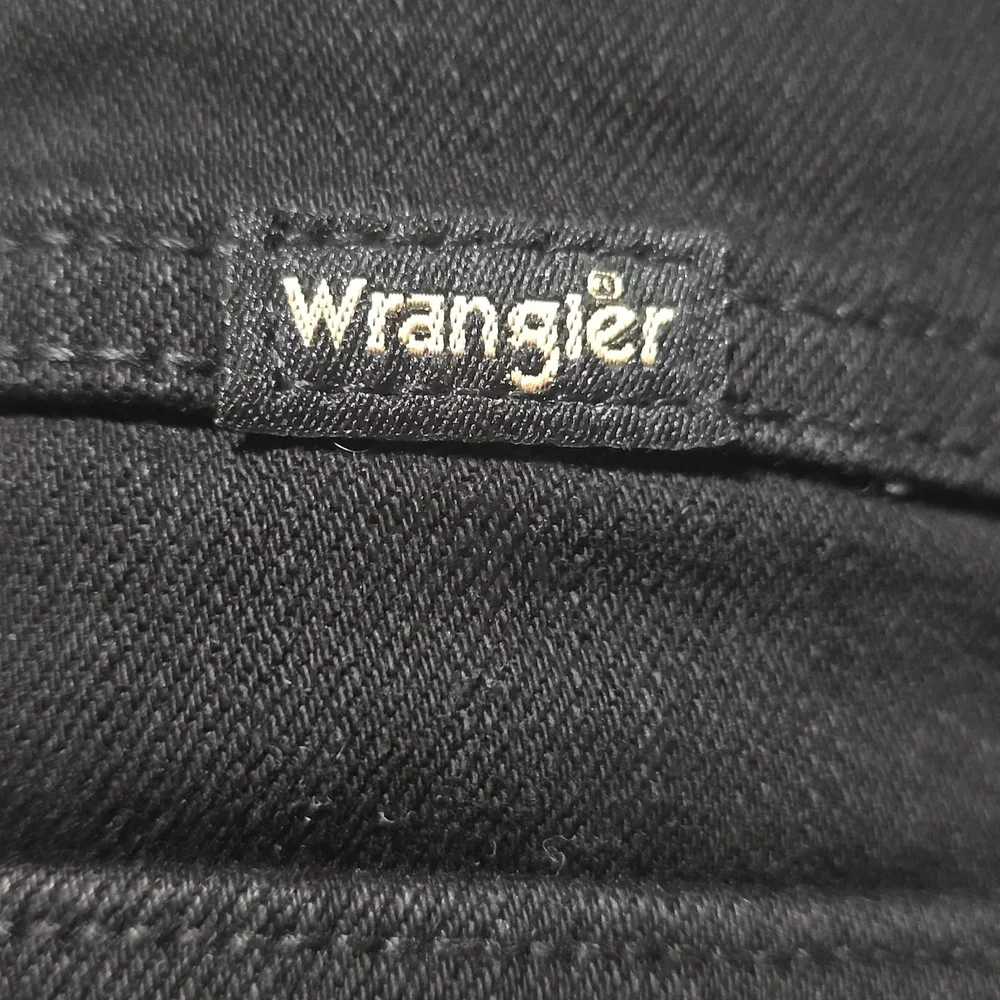 Wrangler Ladies' High-Rise Bootcut Jeans, Black, Size 14/34 - New - Picture 10 of 14